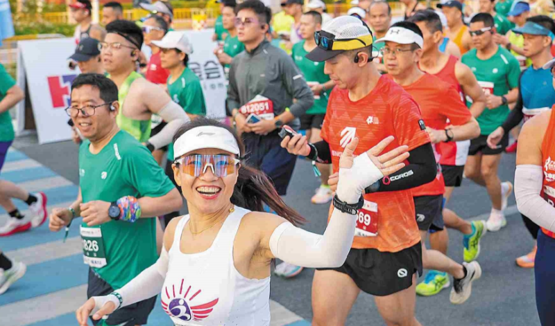 不負(fù)春光 一起“跑”起來